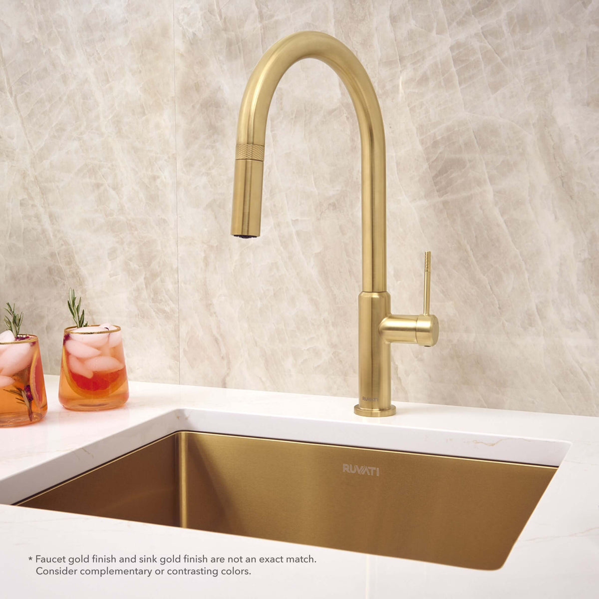 RUVATI RVF1237SG Vestia Pull Down Kitchen Faucet Knurled Modern in Brushed Gold