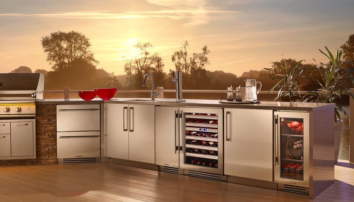 TRUE RESIDENTIAL TWC-15 15&quot; Undercounter Wine Cabinet