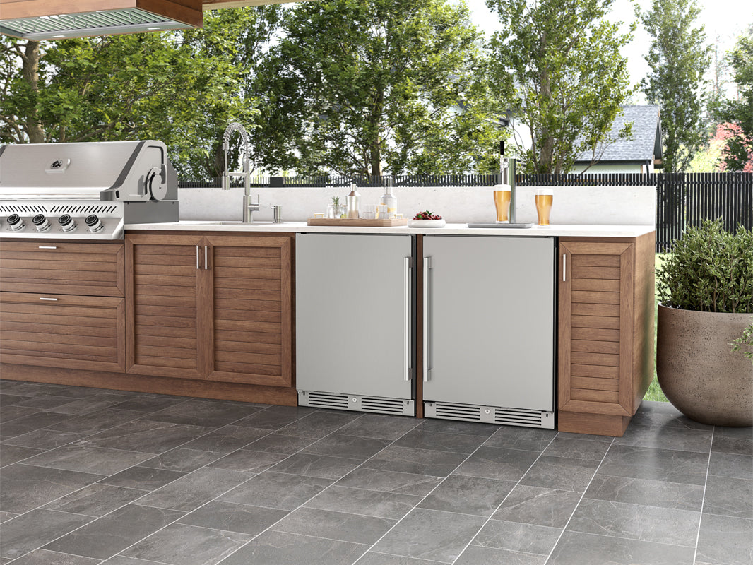 ZEPHYR PRR24C01AS-OD 24&quot; Outdoor Refrigerator