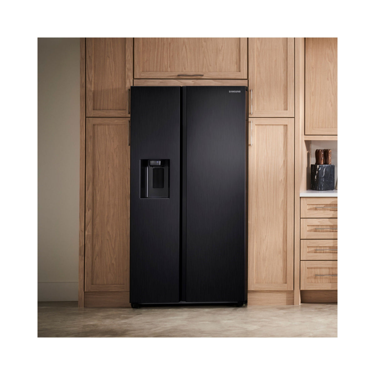 SAMSUNG RS22T5201SG/AA 22 cu. ft. Counter Depth Refrigerator in Black Stainless Steel
